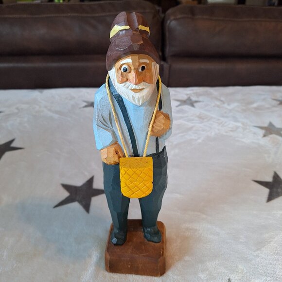 Vintage Wooden Carved Fisherman Statue 12 Inches Made In Taiwan Missing Pole - Picture 1 of 8